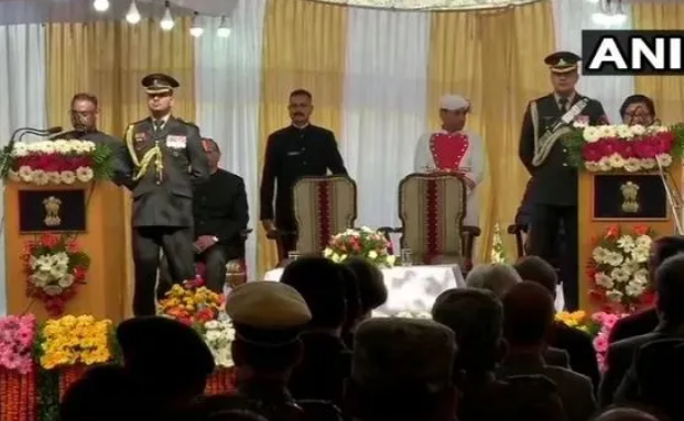 G.C. Murmu and R.K. Mathur Sworn-in-as J&K and Ladakh's first Lieutenant Governor (LG) respectively